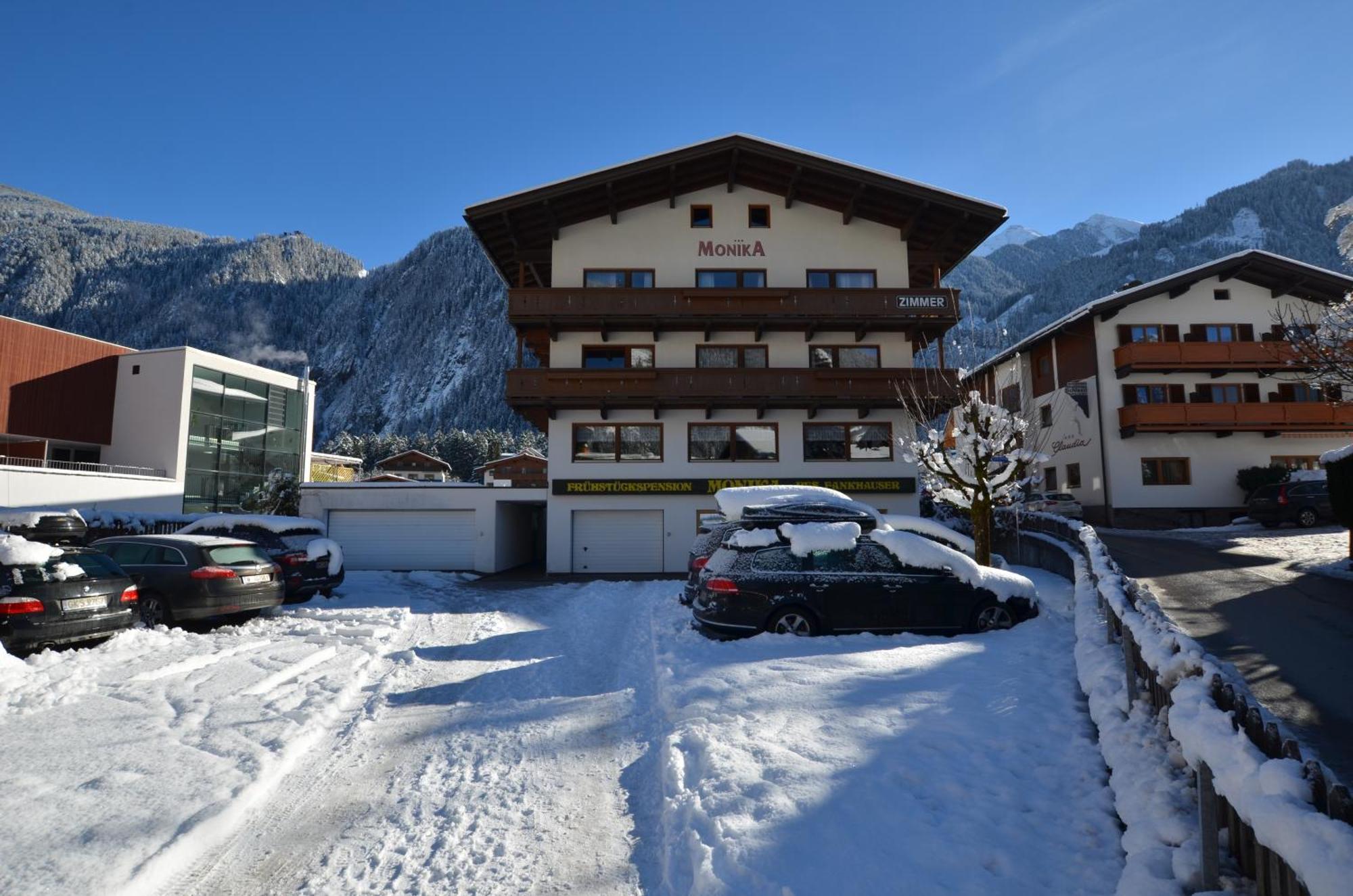 Haus Monika Und Haus Claudia Hotel Mayrhofen Exterior foto